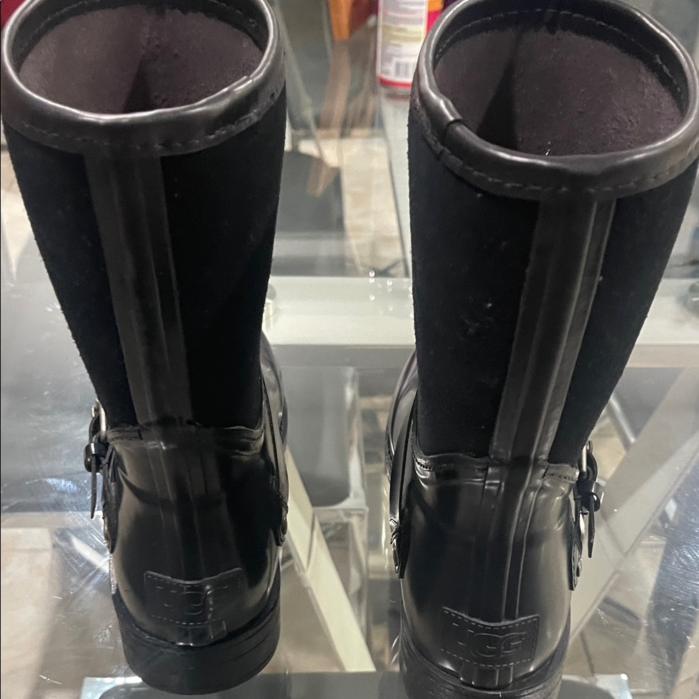 UGG Black Leather and Suede Boots